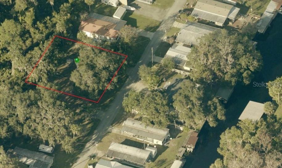 1660 Bass Ave., Seville, FL 32190