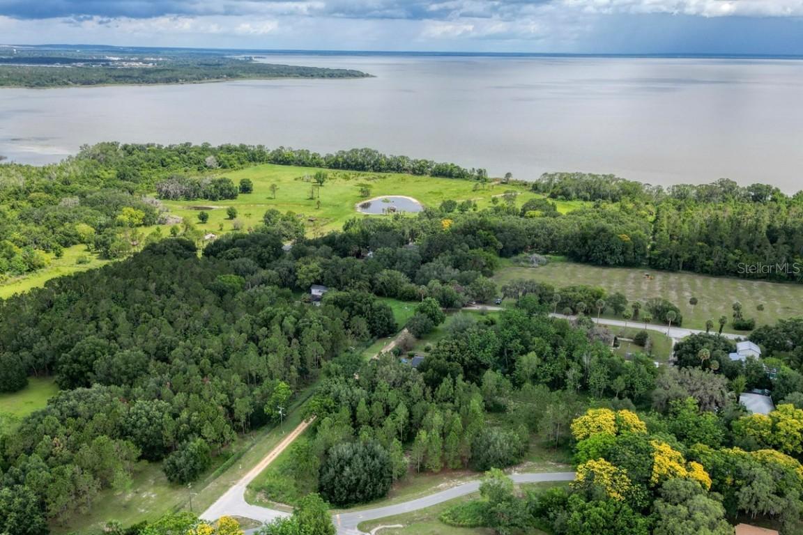 505 N Pollard St., Oakland, FL 34787