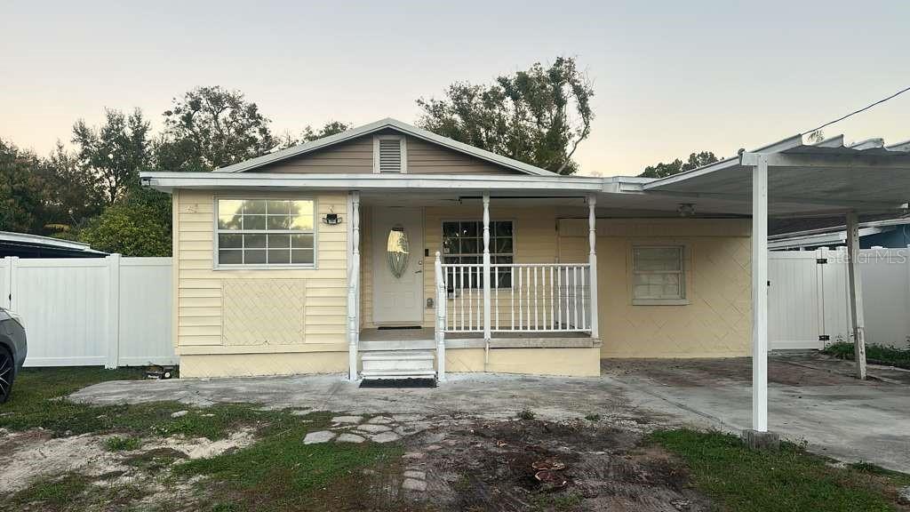 7005 N Lois Ave., Tampa, FL 33614