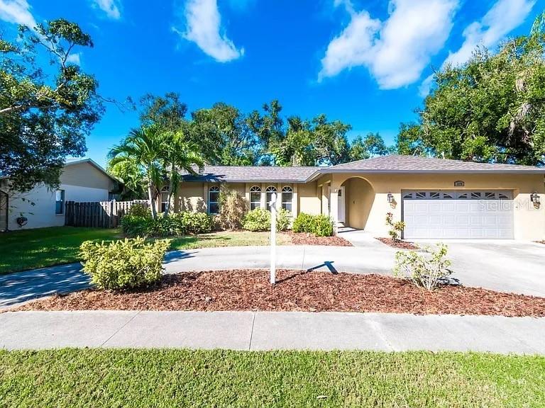 2170 Cork Oak St., Sarasota, FL 34232