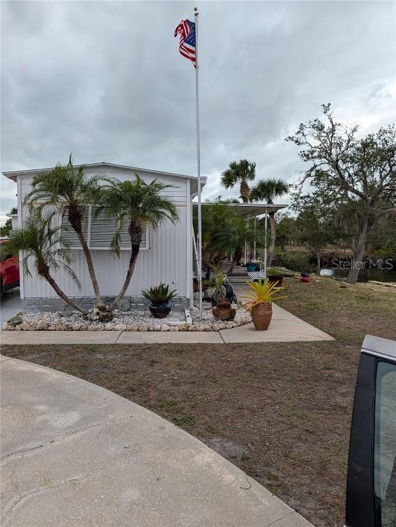 1128 Seahorse Ln., Englewood, FL 34224