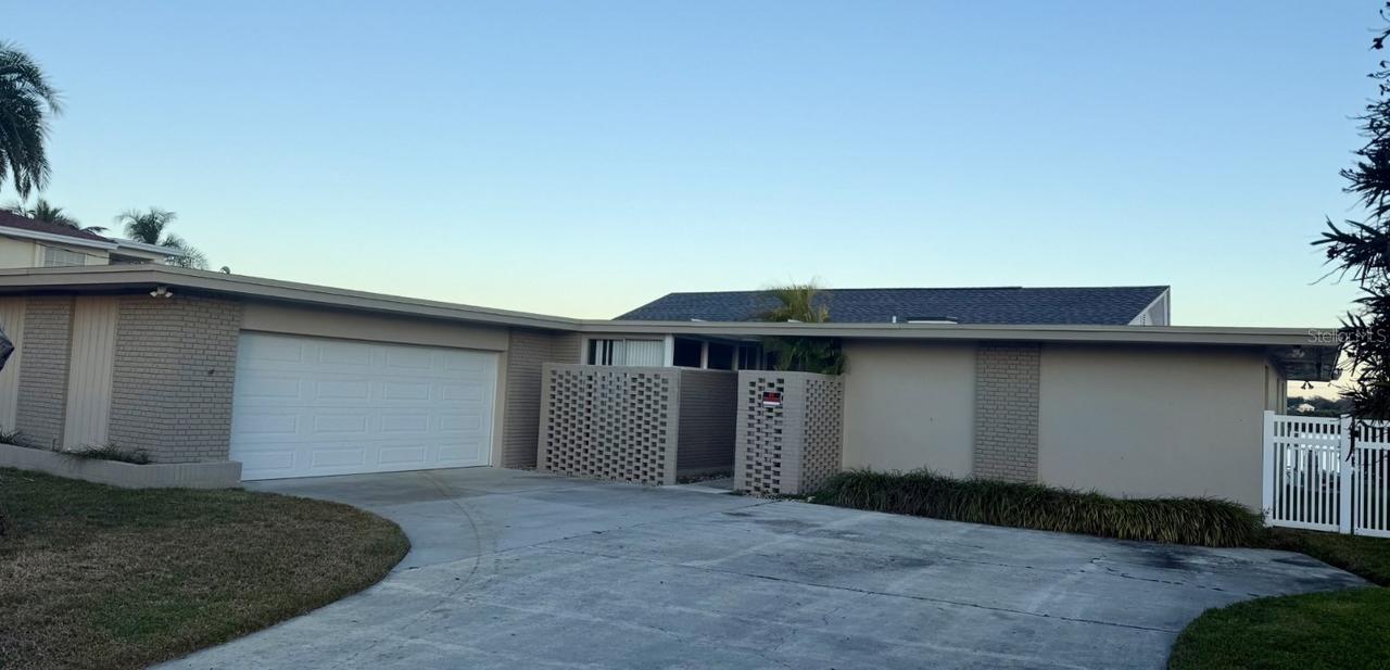 13 Windward Island, Clearwater Beach, FL 33767