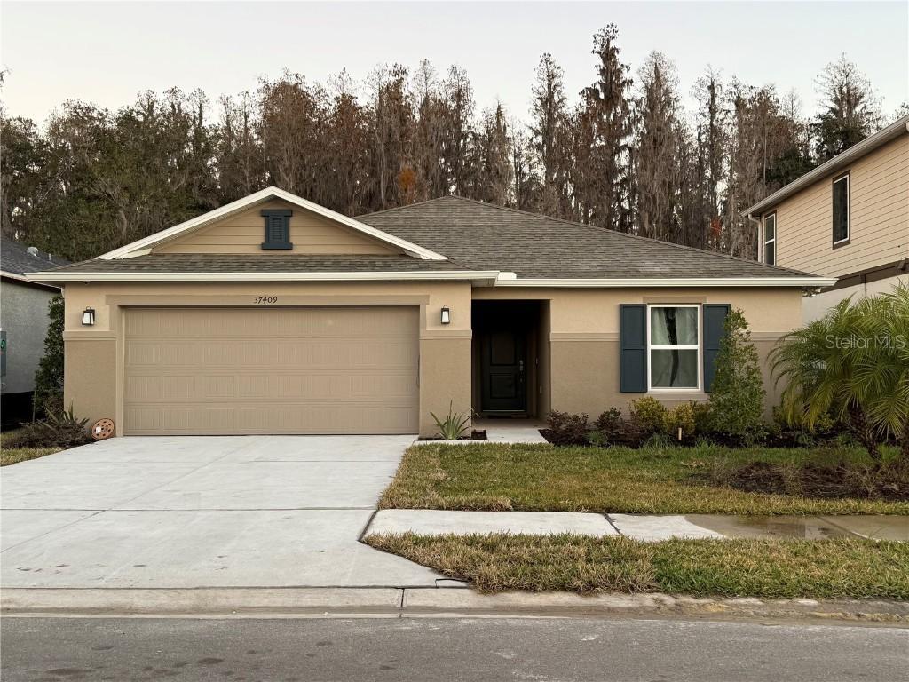 37409 Alleghany Ln., Zephyrhills, FL 33540