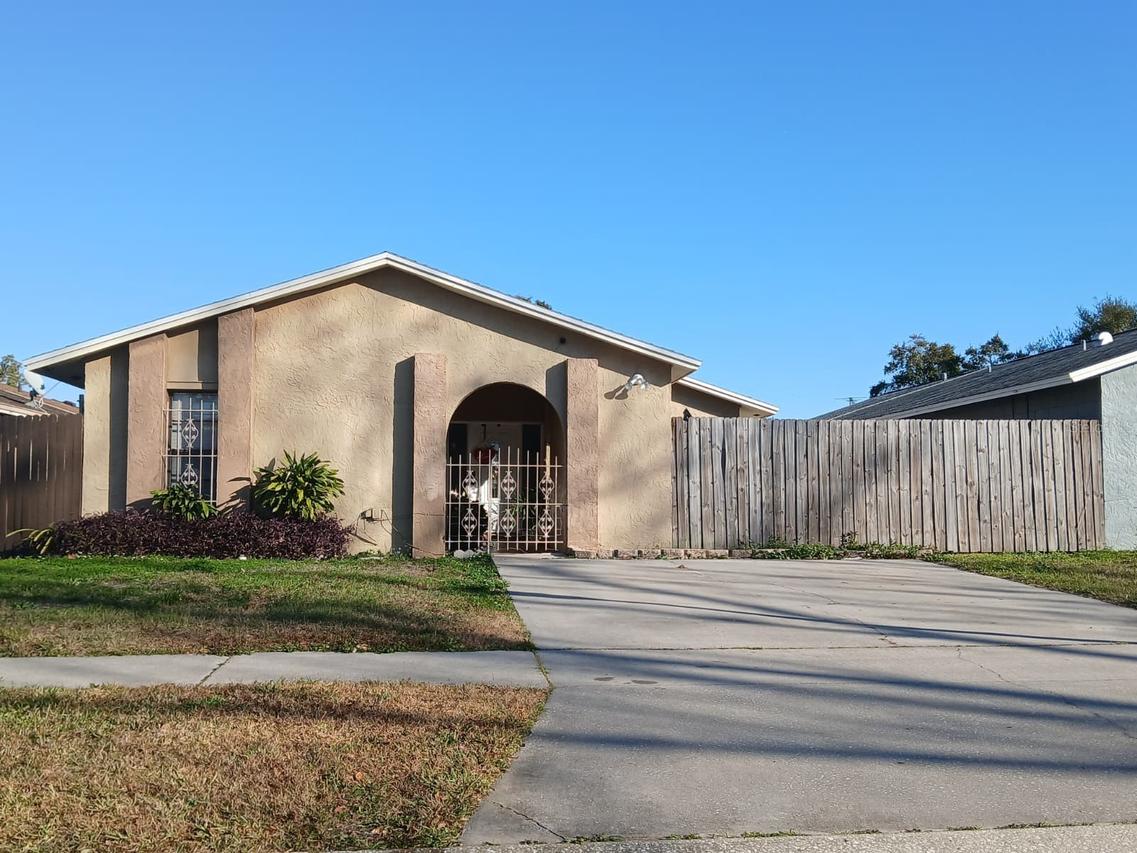 10703 Crowngate Ln., Tampa, FL 33624