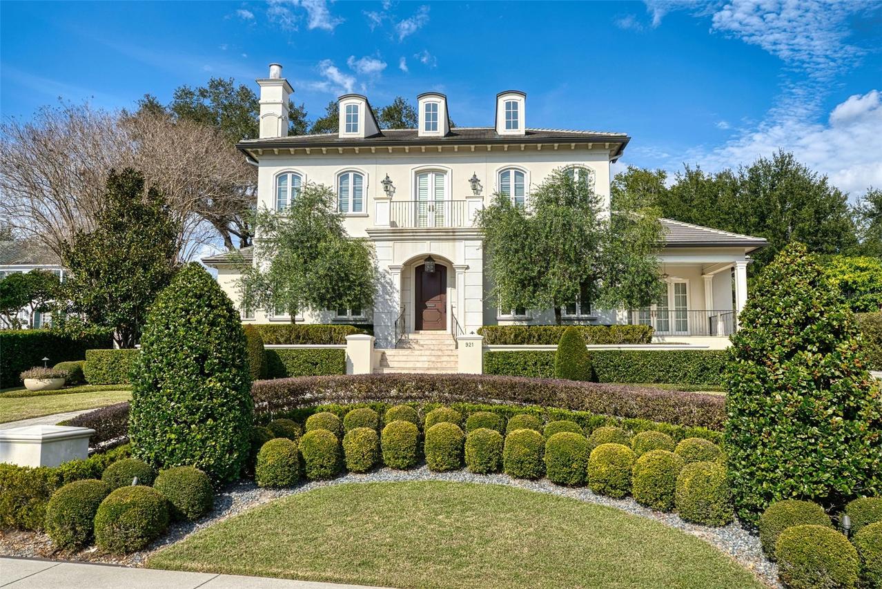 921 N Lake Adair Blvd., Orlando, FL 32804