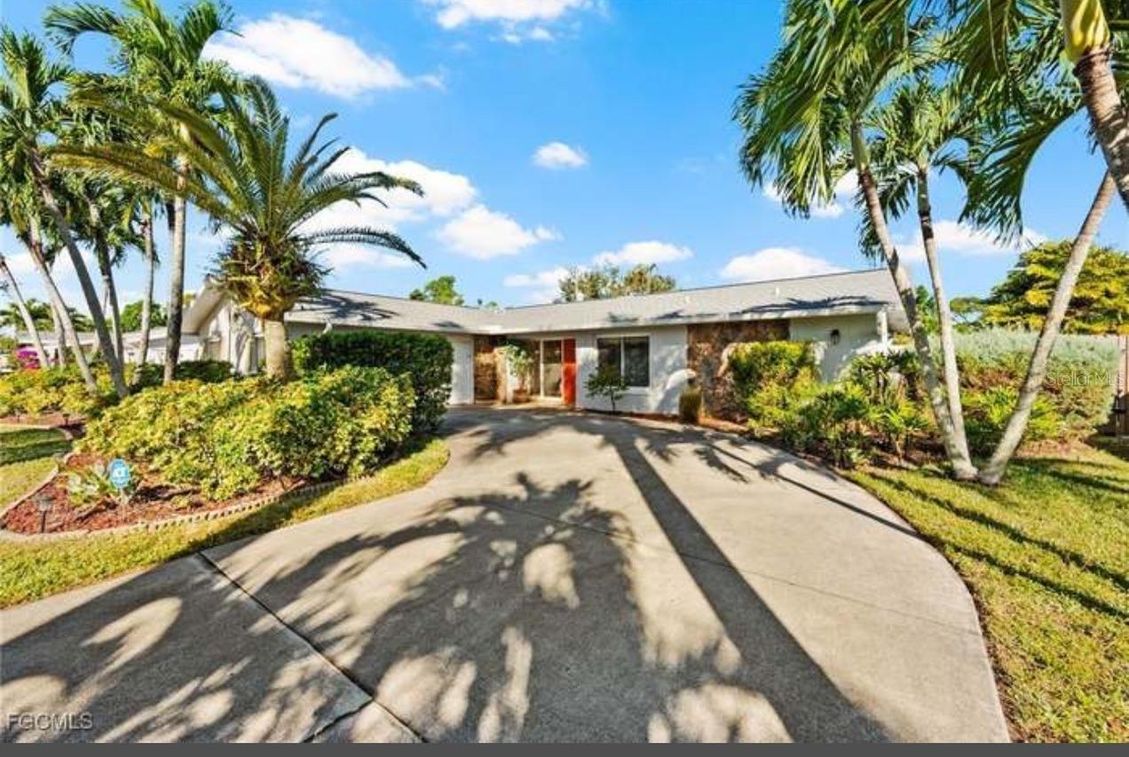 2451 Jasper Ave., Fort Myers, FL 33907