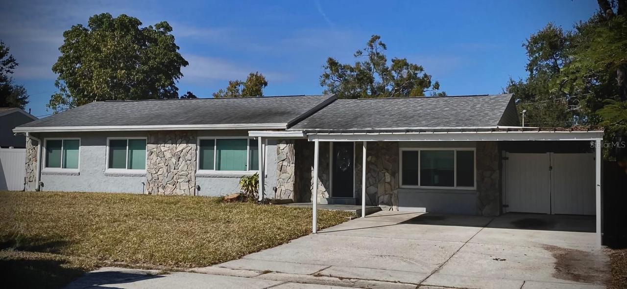 2117 W Farwell Dr., Tampa, FL 33603