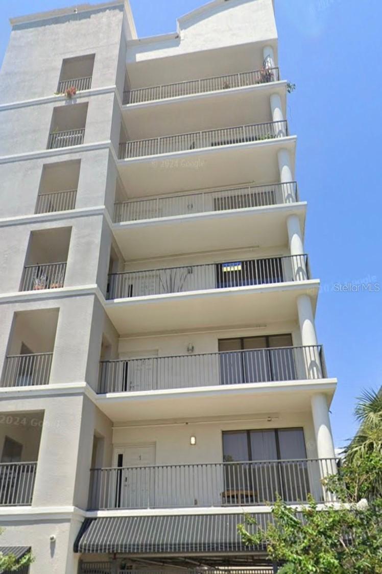 341 5th St. #4, St Petersburg, FL 33701