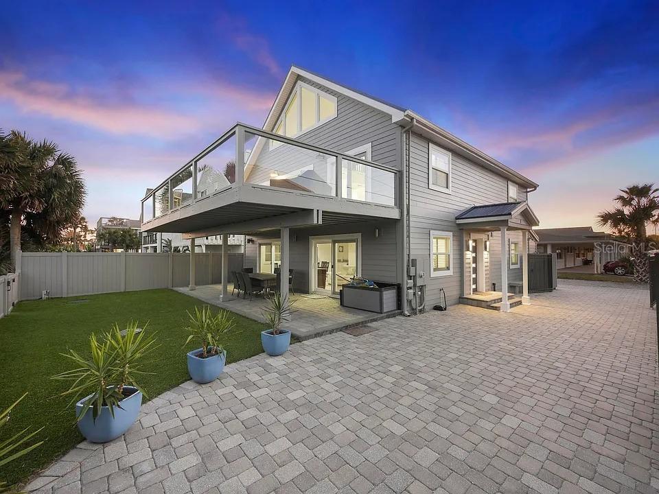 1 E St., St Augustine, FL 32080