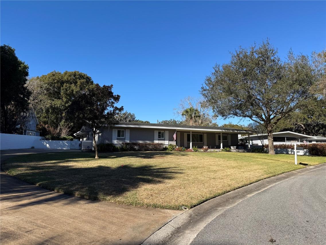 2302 Lucretia Ct., Sanford, FL 32771