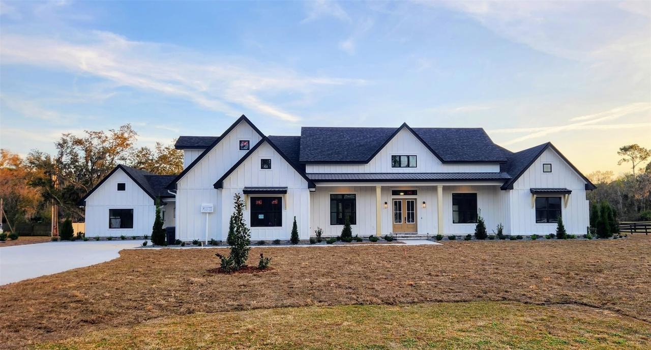 4320 Log Cabin Dr., Lakeland, FL 33810