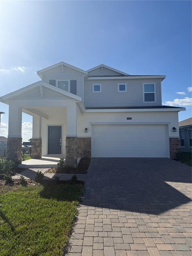 7425 Capstone Dr, Groveland, FL 34736