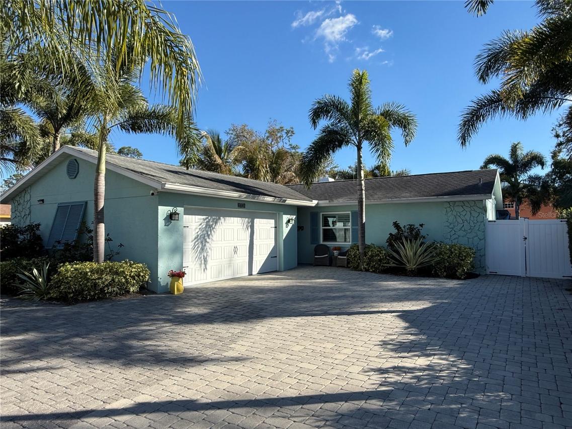 6812 Jarvis Rd., Sarasota, FL 34241