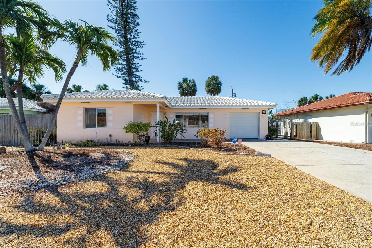 88 45th Ave., Treasure Island, FL 33706