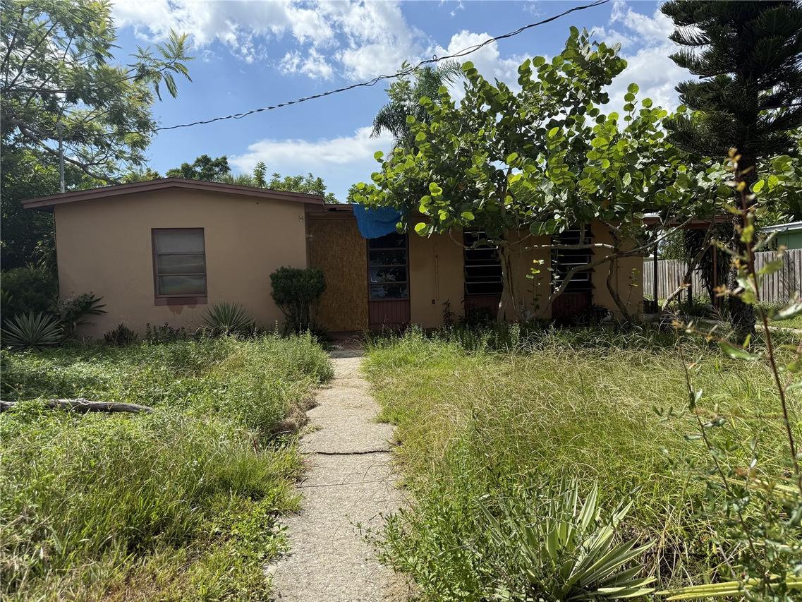 190 Dowling Ave., Port Charlotte, FL 33952