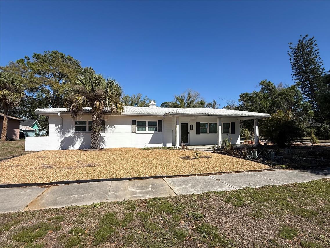 333 Bay St., Tarpon Springs, FL 34689