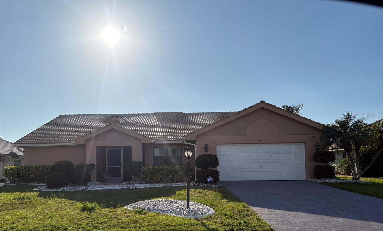 721 Elkhorn Rd., Sun City Center, FL 33573