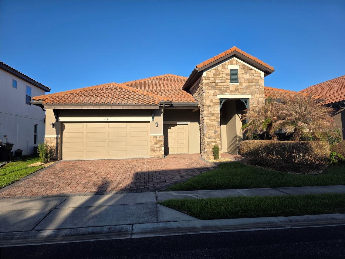 1721 Benoit Ter., Davenport, FL 33837