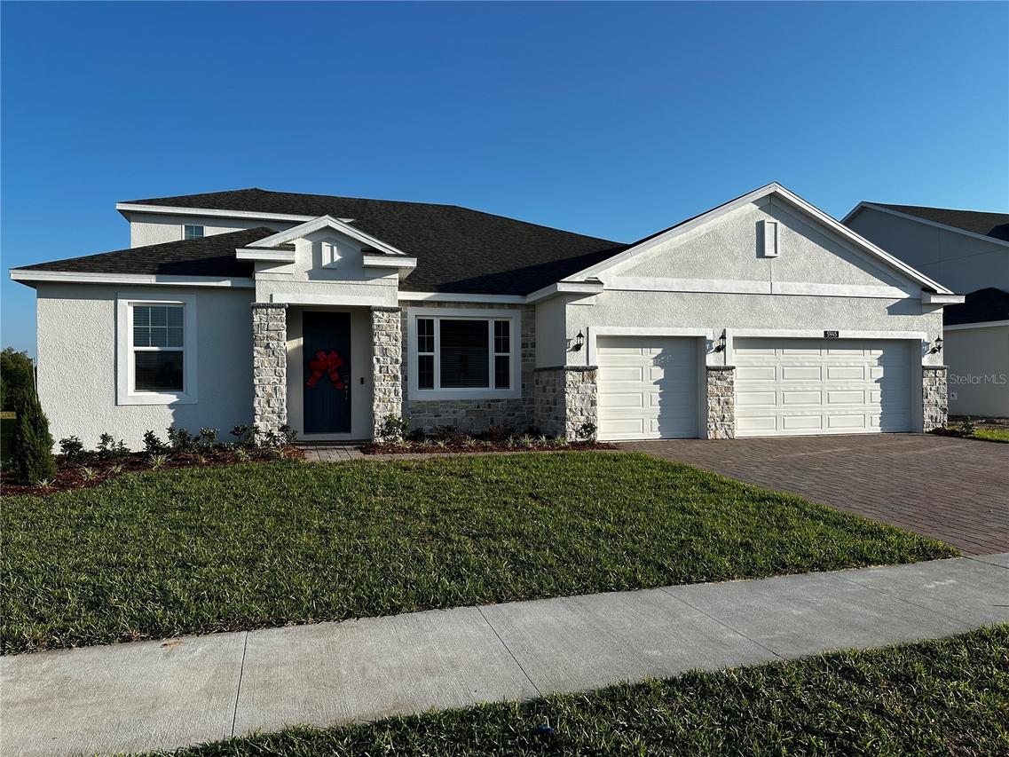 5945 Sierra Crown St., Mount Dora, FL 32757