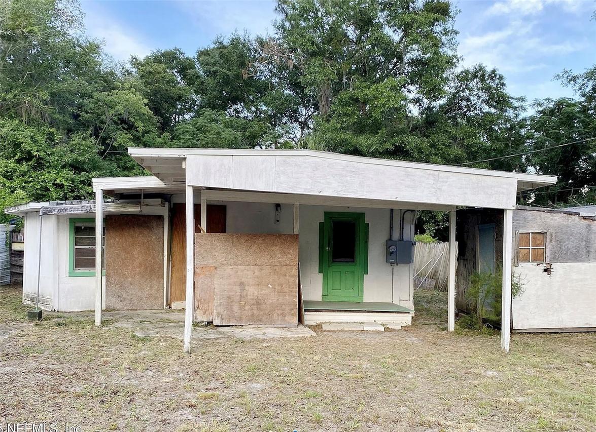 116 Corbett Rd., Palatka, FL 32177