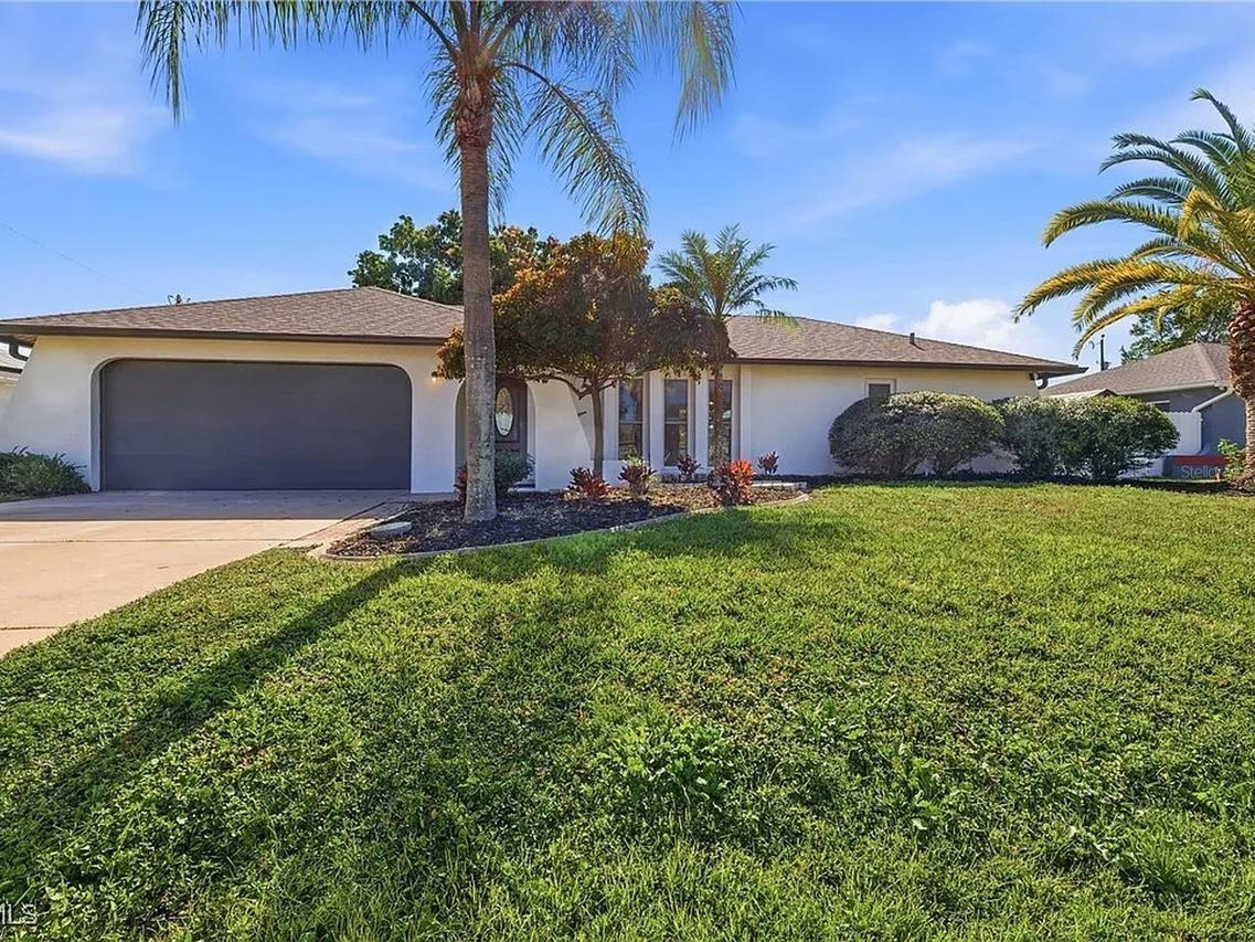 170 SE 19th St., Cape Coral, FL 33990