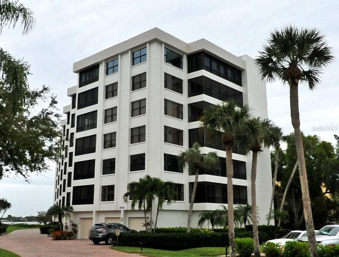8735 Midnight Pass Rd. #404B, Sarasota, FL 34242