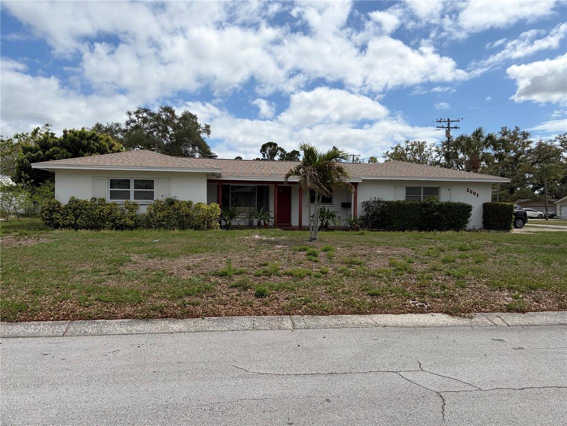 2001 Croydon Dr., Clearwater, FL 33764