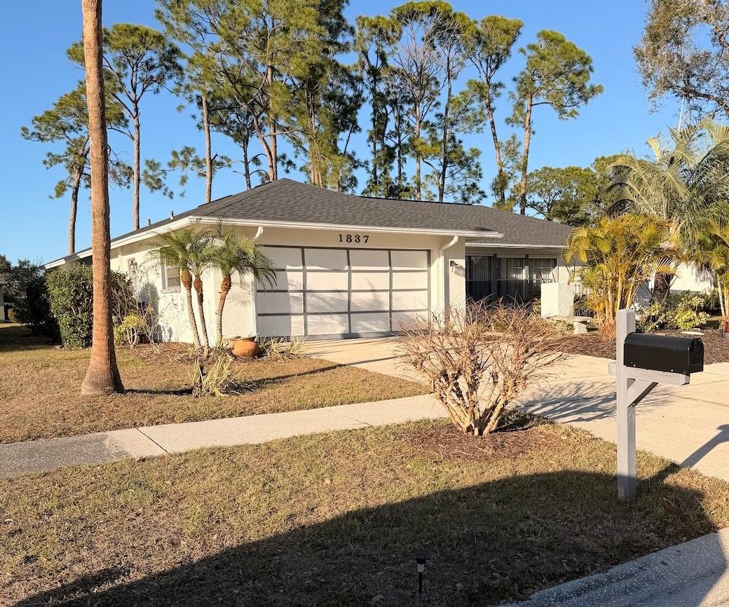 1837 Springwood Dr., Sarasota, FL 34232