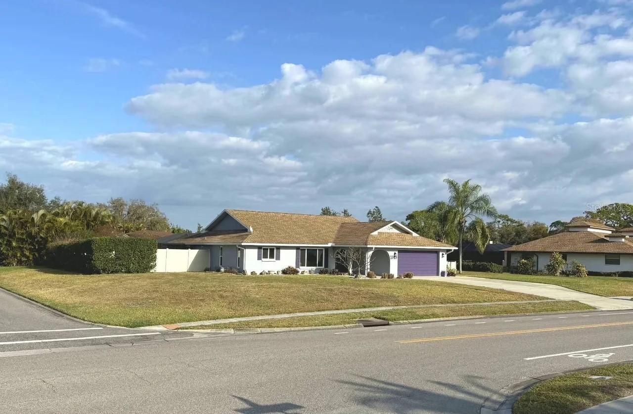 1305 Pinebrook Way, Venice, FL 34285