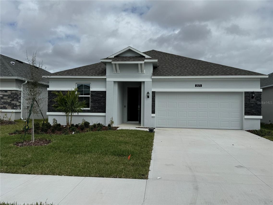 2563 Carrick St., Palm Bay, FL 32907
