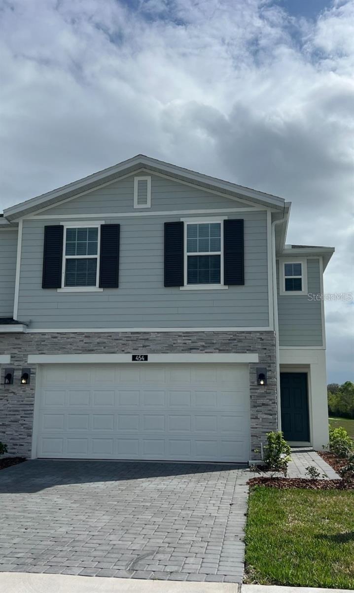 474 Thompson Village Ave., Apopka, FL 32703