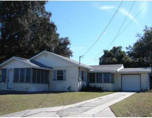 204 Avenue E, Winter Haven, FL 33880