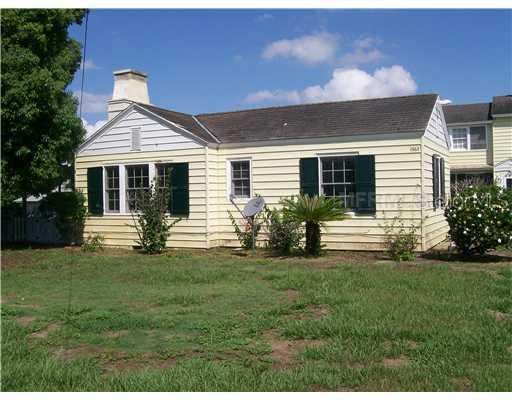 1563 S Highland Park Dr. #7, Lake Wales, FL 33898