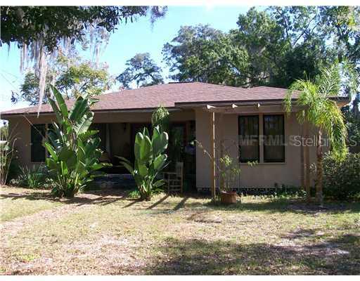 225 S 2nd St., Lake Wales, FL 33853
