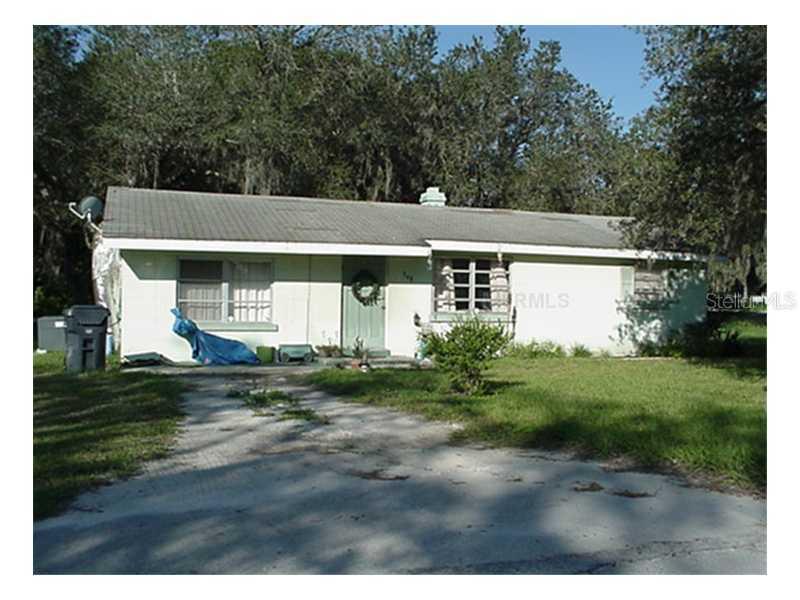 348 Shady Oak Ave., Lake Wales, FL 33898