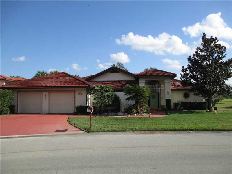 567 Clubhouse Dr., Lake Wales, FL 33898