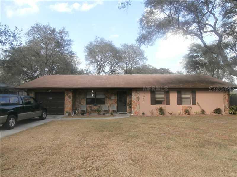 3701 Red Oak Ct., Lake Wales, FL 33898