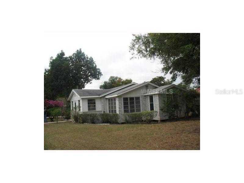 520 S 3rd St., Lake Wales, FL 33853