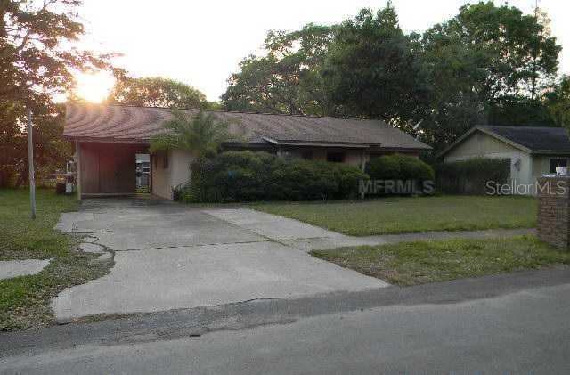 501 Robert Ave., Winter Haven, FL 33880