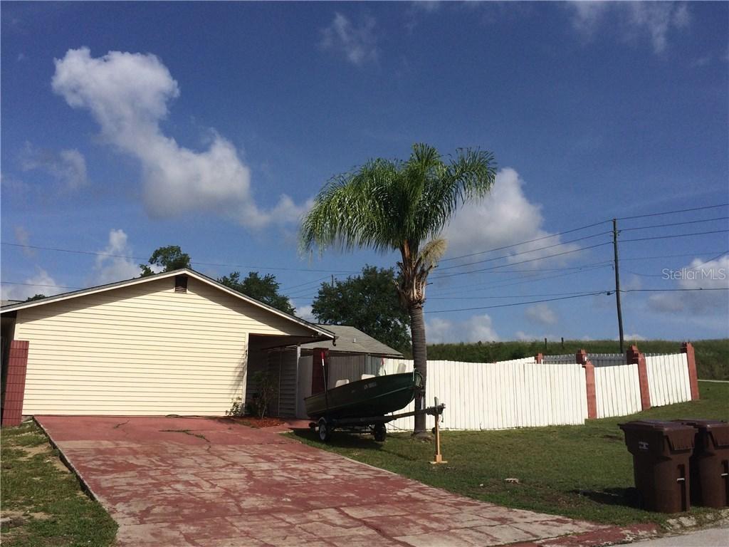 847 Blackwood Dr., Lake Wales, FL 33898