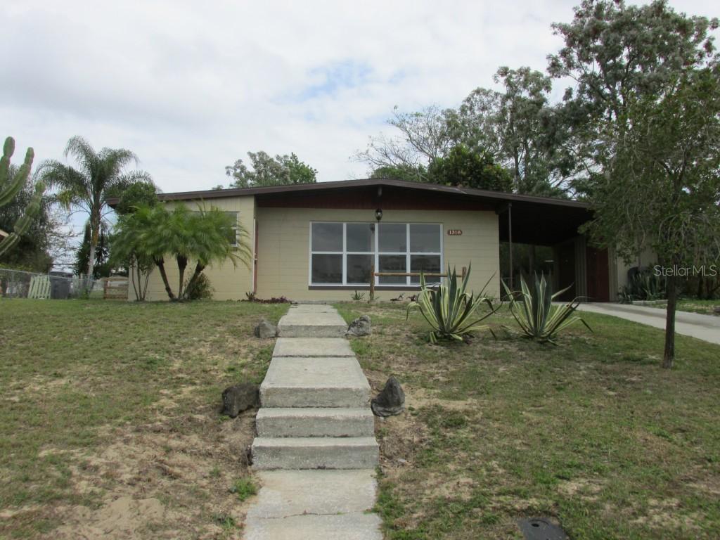 1318 Lakeview Rd., Lake Wales, FL 33853