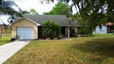 322 S Hendry Ave., Fort Meade, FL 33841