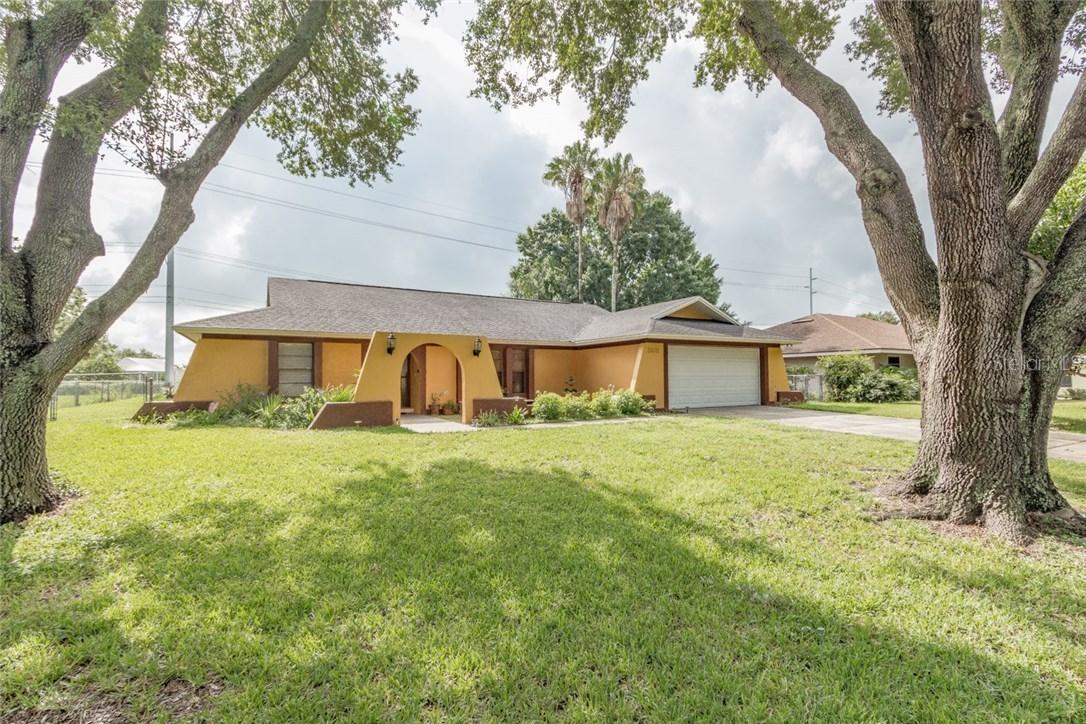2070 Katie Ct., Winter Haven, FL 33884