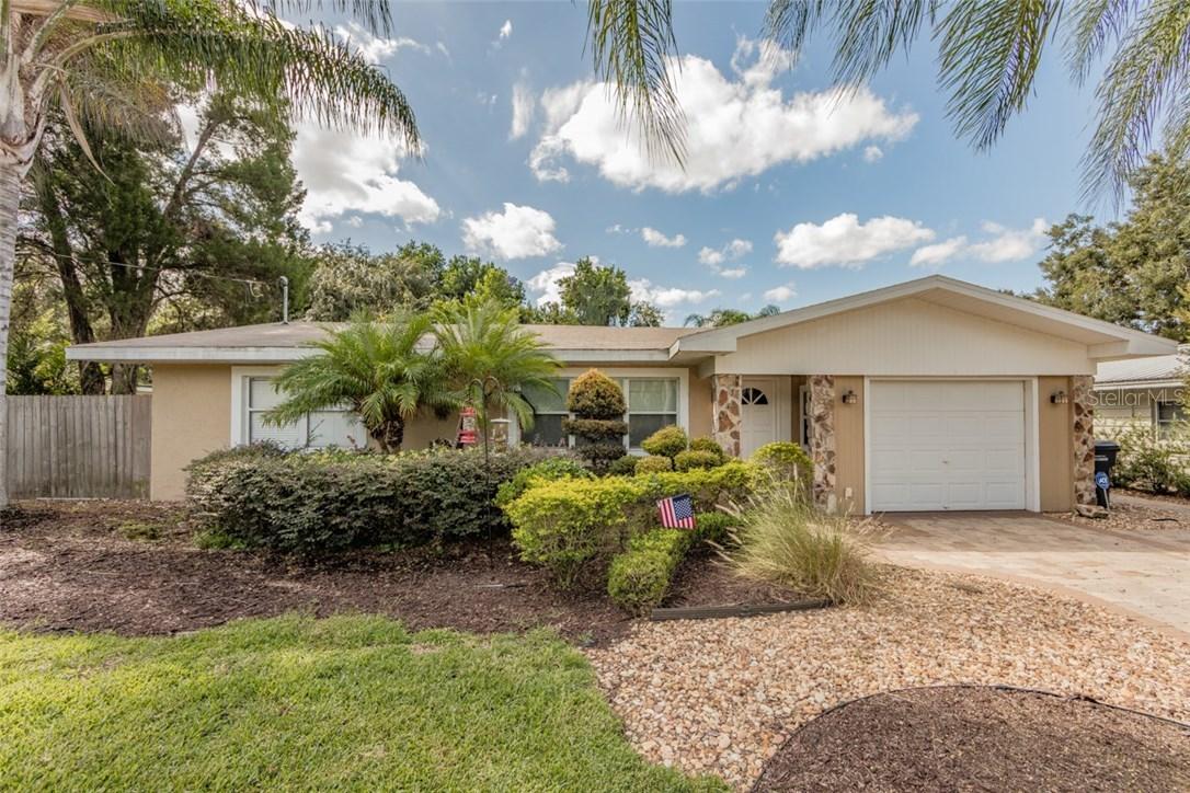 109 Alachua Dr., Winter Haven, FL 33884