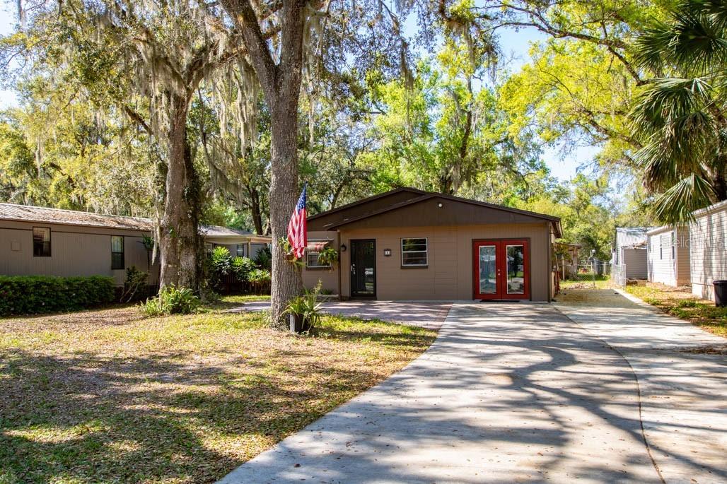 6 Rosalie Oaks Blvd., Lake Wales, FL 33898