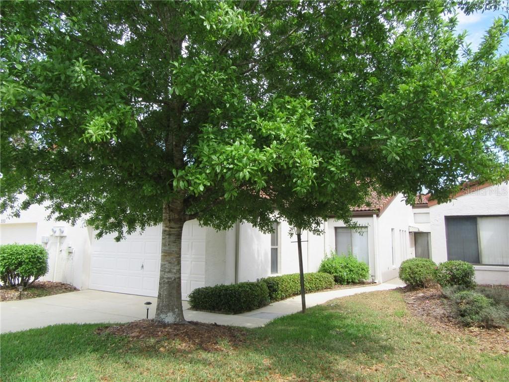 553 Clubhouse Dr., Lake Wales, FL 33898