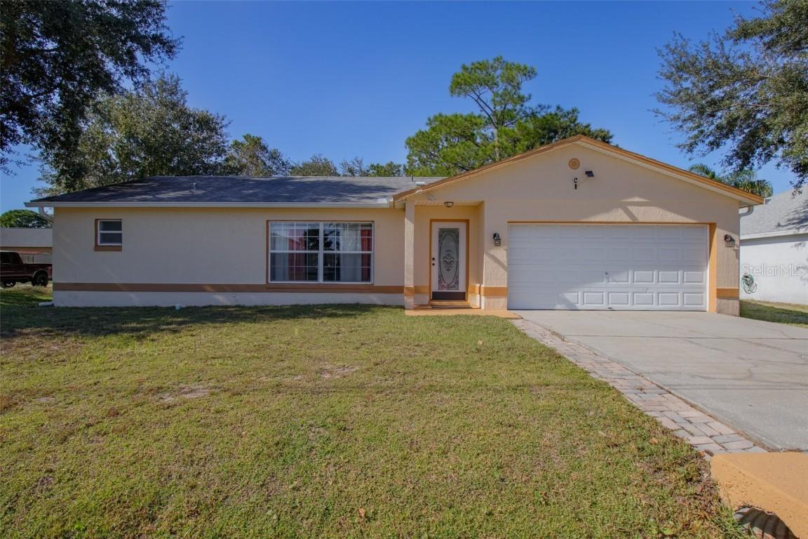 736 Del Prado Dr., Kissimmee, FL 34758
