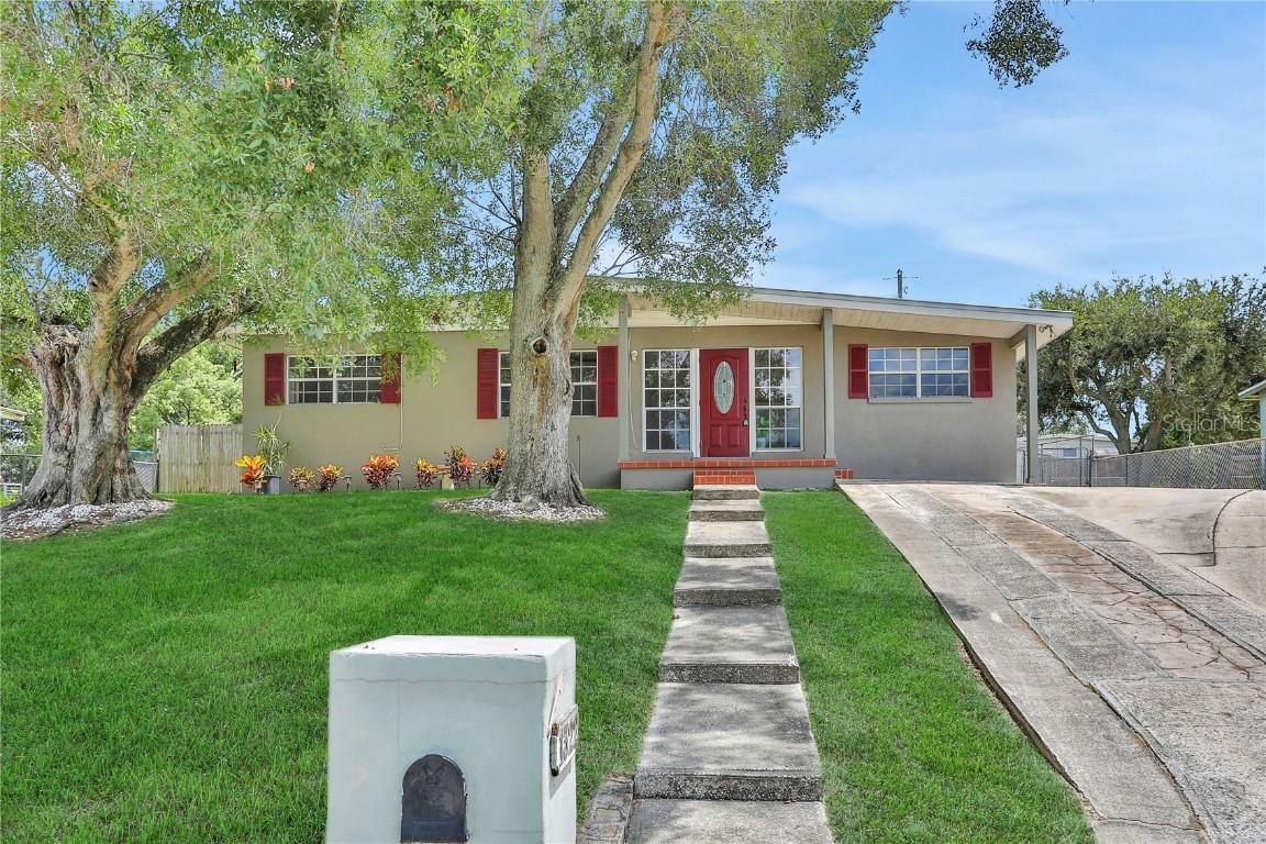 1322 Lakeview Rd., Lake Wales, FL 33853