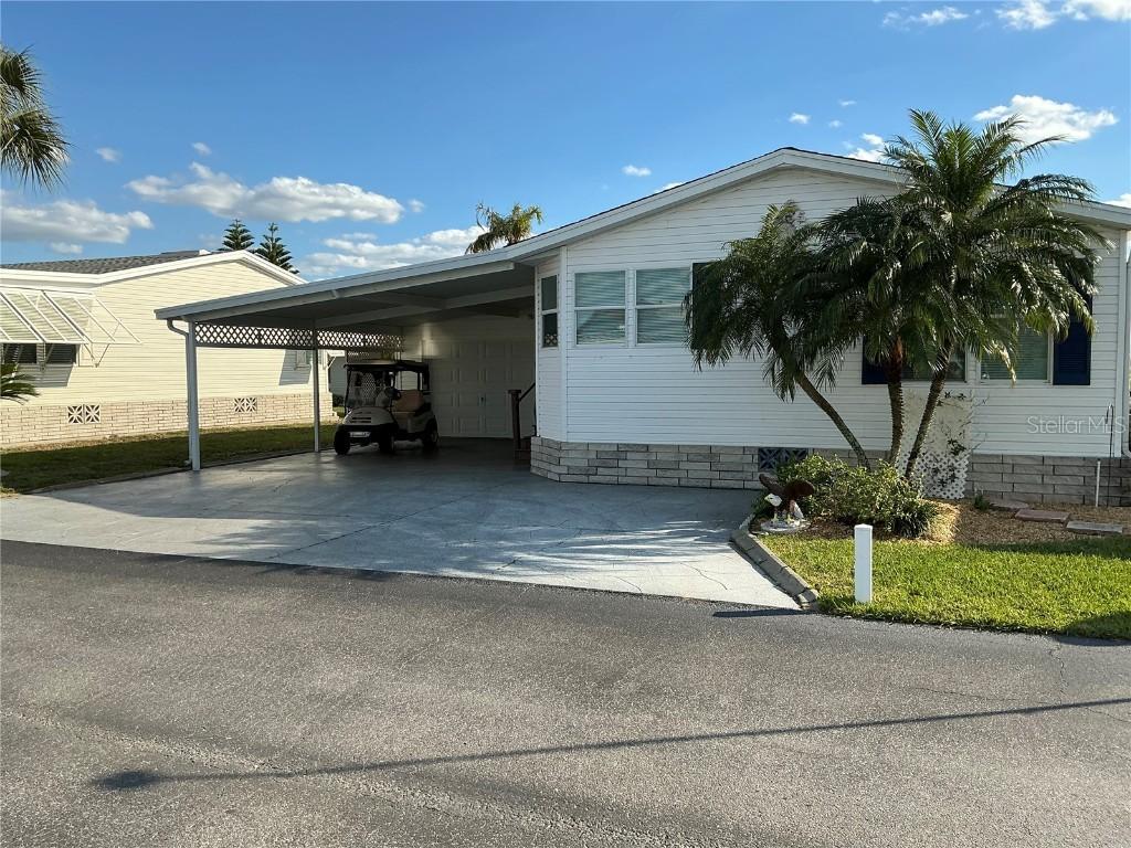 212 Fairway Blvd., Frostproof, FL 33843