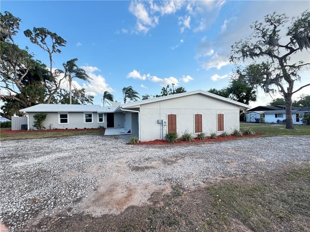 1893 N Lake Reedy Blvd., Frostproof, FL 33843